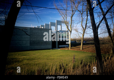 Die Büros der Structo, ein Gebäude aus Beton, außerhalb von Brügge (Belgien, 27.02.2008) Stockfoto