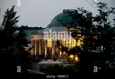 Sonnenuntergang Impressionen des Botanischen Gartens in Brüssel während der Nuits du Botanique (Belgien, 09/05/2010) Stockfoto