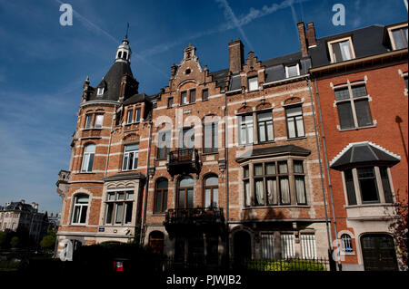 Herrenhäuser auf den Ambiorix Platz in Brüssel (Belgien, 29/04/2010) Stockfoto