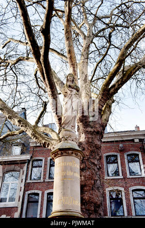 Der Marktplatz in Eupen, Hauptstadt der Euregio Maas-Rhein und der Deutschsprachigen Gemeinschaft in Belgien (Belgien, 23/02/2014) Stockfoto