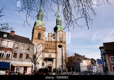 Vom Marktplatz und 18. Jahrhundert barocke Kirche St. Nikolaus in Eupen, Hauptstadt der Euregio Maas-Rhein und der Deutschsprachigen Gemeinschaft i Stockfoto