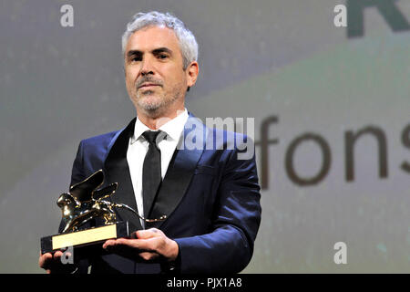 Venedig, Italien. 8. September 2018. Alfonso Cuaron bei der Preisverleihung der 75. Internationalen Filmfestspielen von Venedig im Palazzo del Casino on September 09, 2018 in Venedig, Italien Quelle: Geisler-Fotopress GmbH/Alamy leben Nachrichten Stockfoto