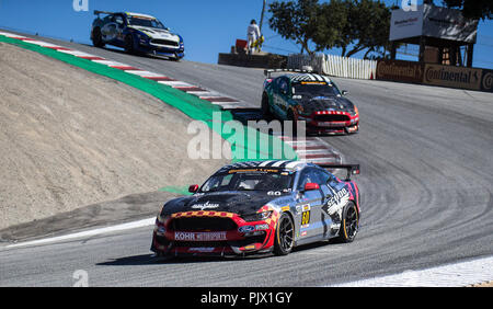 Monterey, CA, USA. 08 Sep, 2018. A. #60 Treiber Nate Stacy/Kyle Marcelli Schlacht zu hängen, um dort die Position der Spitze aus dem Korkenzieher während der Continental Monterey Grand Prix IMSA Continental Tire Sports Car Challenge Rennen an Weathertech Raceway Laguna Seca in Monterey, CA Thurman James/CSM/Alamy leben Nachrichten Stockfoto