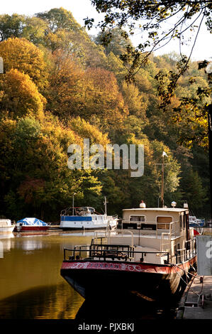 Impressionen von der Sambre in Landelies (Belgien, 24/10/2011) Stockfoto