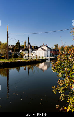 Impressionen von der Sambre in Landelies (Belgien, 24/10/2011) Stockfoto