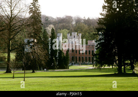 Die Bouchout Schloss innerhalb des Nationalen Botanischen Garten von Belgien in Meise (Belgien, 05/1992) Stockfoto