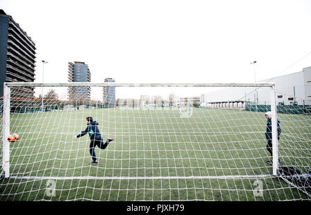 Die Sippelberg Fußballstadion und Felder in Molenbeek-Saint-Jean, Brüssel (Belgien, 28/11/2015) Stockfoto