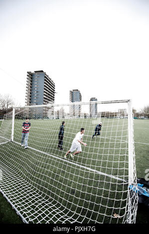 Die Sippelberg Fußballstadion und Felder in Molenbeek-Saint-Jean, Brüssel (Belgien, 28/11/2015) Stockfoto