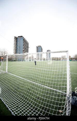 Die Sippelberg Fußballstadion und Felder in Molenbeek-Saint-Jean, Brüssel (Belgien, 28/11/2015) Stockfoto