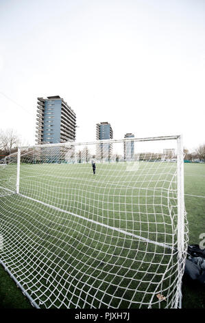 Die Sippelberg Fußballstadion und Felder in Molenbeek-Saint-Jean, Brüssel (Belgien, 28/11/2015) Stockfoto