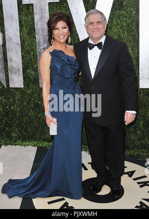 Julie Chen, Les Moonves auf der Vanity Fair 2013 Oscar Party im Sunset Tower Hotel in Los Angeles. Julie Chen, Les Moonves - - - - - - - - - - - - - Roter Teppich sogar Stockfoto