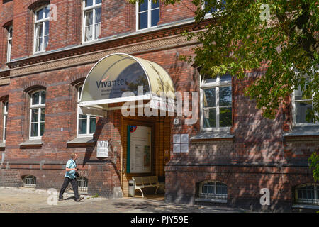 Klinkum im Grove des Friedrich, Fröbelstrasse, Prenzlauer Berg, Pankow, Berlin, Deutschland, Klinkum im Friedrichshain, Froebelstrasse, Prenzlauer B Stockfoto