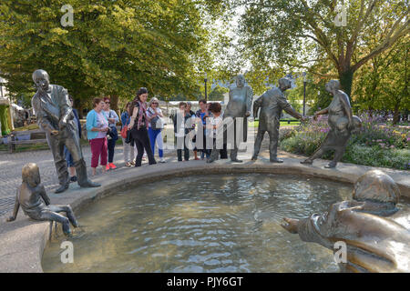'Brunnen'' Zirkulation des Geldes'', Elisengarten, Aachen, Nordrhein-Westfalen, Deutschland', Brunnen "Kreislauf des Geldes", Nordrhein- Westfalen, 5Mose Stockfoto