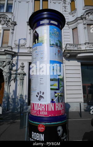 Morris Spalte, Litfaßsäule, Budapest, Ungarn Stockfoto