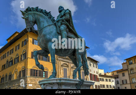 Reiterstatue von Cosimo ich de' Medici auf der Piazza della Signoria von Giambologna. Florenz, Italien. Stockfoto