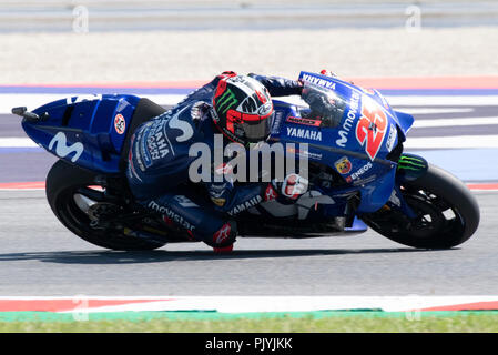 Misano, Italien. 09 Sep, 2018. 25 Maverick VINALES SPA Movistar Yamaha Yamaha MotoGP Rennen MOTOGP am Misano World Circuit ÒMarco SimoncelliÓ, Italien 13. Runde der MotoGP-WM Gran Premio Octo di San Marino e della Riviera di Rimini, 07-09, 2018 in Misano Italien Credit: Fabio Averna/Alamy leben Nachrichten Stockfoto