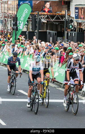 London, Großbritannien. 9. September 2018. Das Team Sky Chris Froome vervollständigt die 77 km London Stufe (Stufe 8) des OVO Energy Tour von Großbritannien Radrennen. Credit: Mark Kerrison/Alamy leben Nachrichten Stockfoto