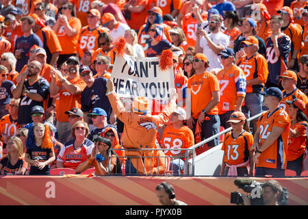 Denver, USA. September 09, 2018: Denver Broncos Fans im ersten Quartal ein NFL matchup zwischen die Seattle Seahawks und die Denver Broncos Broncos am Stadion an der Meile hoch Denver CO, Scott D Stivason/Cal Sport Media Credit: Cal Sport Media/Alamy leben Nachrichten Stockfoto