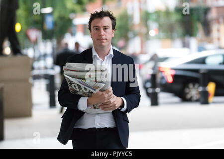 London, Großbritannien, 9. September 2018. Sam Coates, Stellvertretender politischer Herausgeber der Zeit kommt an BBC Studios in London auf der Andrew Marr Show zu erscheinen. Credit: Vickie Flores/Alamy leben Nachrichten Stockfoto