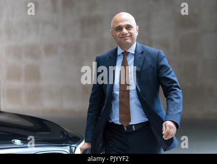 London, Großbritannien, 9. September 2018. Sajid Javid, Innenminister bei BBC Studios in London kommt auf der Andrew Marr Show zu erscheinen. Credit: Vickie Flores/Alamy leben Nachrichten Stockfoto