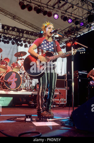 Linda Perry (4 Non Blondes) am 01.07.1994 in Memmingen. | Verwendung weltweit Stockfoto