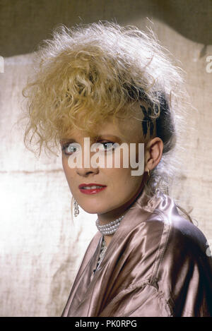 Thompson Twins (Alannah Currie) am 01.11.1984 in Dortmund. | Verwendung weltweit Stockfoto