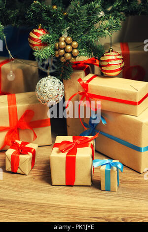 Winter dunkel Laterne Holiday Snow fairy Dekorieren Stockfoto