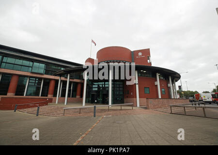 Die Fraktion der Liberalen und Demokratischen Partei Europas Parteichef Sir Vince Cable spricht während des Ministerpräsidenten Fragen im Unterhaus, London. Stockfoto