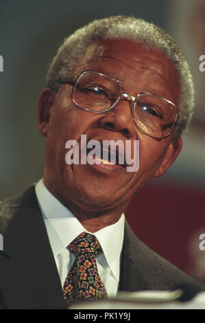 Nelson Mandela, erhält die Freiheit der Stadt, in Glasgow, Schottland, im Oktober 1993. Rex 220879 JSU. Stockfoto