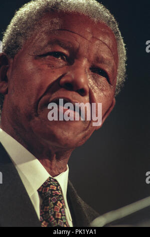 Nelson Mandela, erhält die Freiheit der Stadt, in Glasgow, Schottland, im Oktober 1993. Rex 220879 JSU. Stockfoto