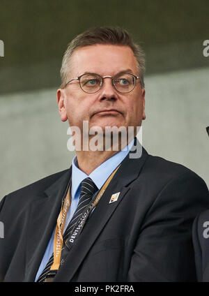 Deutschland - Peru, Sinsheim, September 09, 2018 Reinhard Grindel, DFB-Präsident Deutscher Fußball-Bund, Deutschland - PERU 2-1 Wichtig: DFB-Vorschriften die Verwendung von Fotografien als Bildsequenzen und/oder quasi-Video zu verbieten. Fußball-Freundschaftsspiel, Test, Saison 2018/2019, September 09, 2018 Sinsheim, Deutschland. © Peter Schatz/Alamy leben Nachrichten Stockfoto