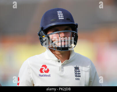 Kia Oval, London, UK. 9 Sep, 2018. Specsavers internationalen Test Match Cricket, 5. Test, Tag 3; Sam Curran von England Credit: Aktion plus Sport/Alamy leben Nachrichten Stockfoto