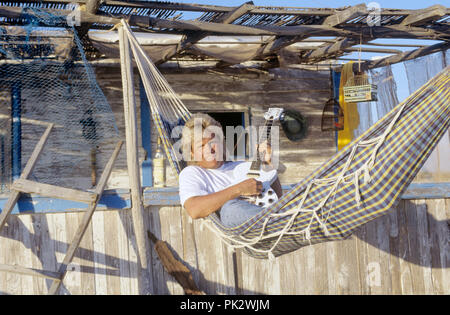 Dieter Bohlen (Blau) am 01.04.1994 in der Provinz Huelva. | Verwendung weltweit Stockfoto