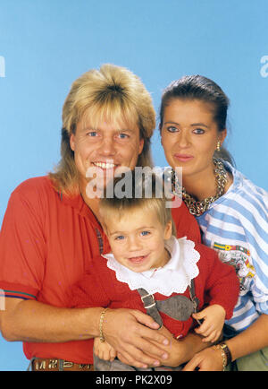 Dieter Bohlen und Erika Sauerland am 30.09.1987 in München. | Verwendung weltweit Stockfoto