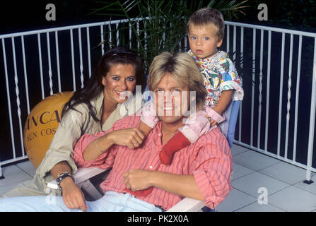 Dieter Bohlen und Erika Sauerland am 30.07.1986 in Hamburg. | Verwendung weltweit Stockfoto