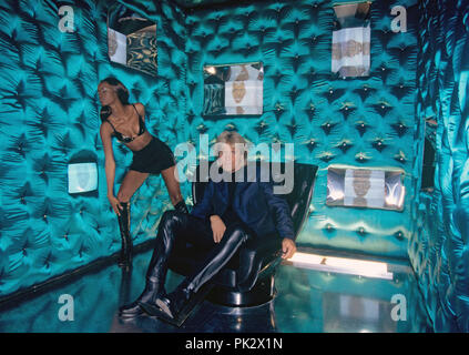 Dieter Bohlen (Blau) am 02.09.1995 in Wien. | Verwendung weltweit Stockfoto