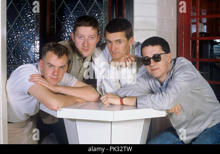 Die housemartins (mit Sänger Paul Heaton) am 20.08.1986 in Bochum. | Verwendung weltweit Stockfoto