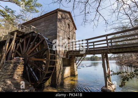 Historische Mühle an der szenischen Stone Mountain Park in der Nähe von Atlanta, Georgia. Stockfoto