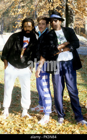 Bad Boys Blue (L-R): Trevor Oliver Taylor, John Edward McInerney, Andrew Freddie Thomas am 13.11.1986 in München. | Verwendung weltweit Stockfoto