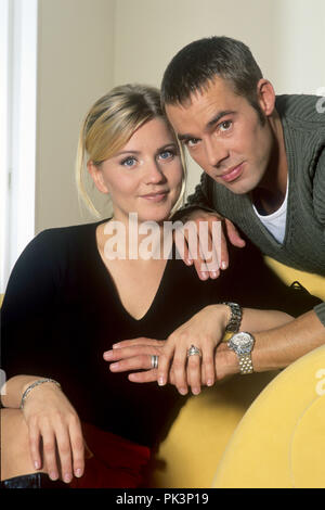 (L-R): Aleksandra Bechtel, Benjamin Boyce am 14.10.1999 in Köln/Köln. | Verwendung weltweit Stockfoto