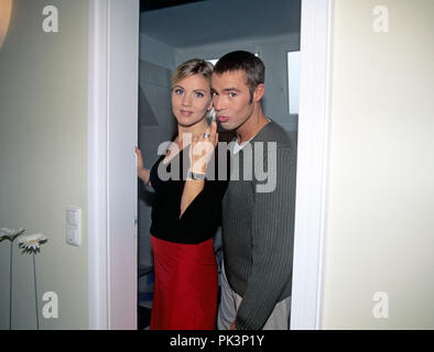 (L-R): Aleksandra Bechtel, Benjamin Boyce am 14.10.1999 in Köln/Köln. | Verwendung weltweit Stockfoto