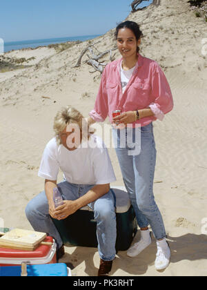 Dieter Bohlen und Nadja Abd El Farrag am 01.04.1994 in der Provinz Huelva. | Verwendung weltweit Stockfoto