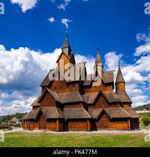 13. jahrhundert Heddal Stabkirche, die grösste Stabkirche in Norwegen, Notodden, Telemark, Norwegen, Skandinavien Stockfoto