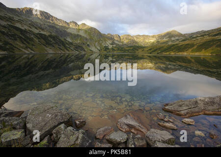 See Wielki Staw Polski im Tal der fünf polnischen Seen, Polen, Hohe Tatra Stockfoto