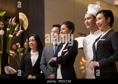 Professioneller Service im Luxus Hotel Stockfoto