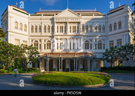 Singapore Raffles Hotel ist ein Hotel im Kolonialstil, die von armenischen Hoteliers erbaute Sarkies Brüdern, in 1887. Stockfoto