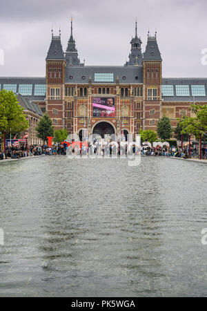 Rijksmuseum mit den Worten ich Amsterdam Stockfoto