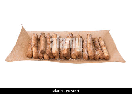 Brot mit Käse auf weißem Hintergrund Stockfoto