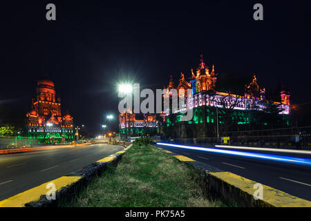 Die ikonischen CST Bahnhof in Mumbai gut beleuchtet am 15. August, Tag der Unabhängigkeit von Indien Stockfoto