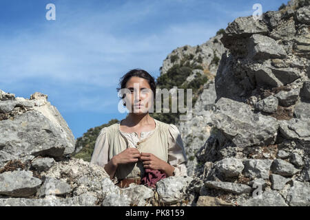 Capri-Revolution ist ein 2018 'Grenzüb ergreifend e Periode Drama Film Co-geschrieben und von Mario Martone geleitet. Dieses Foto ist nur für den redaktionellen Gebrauch bestimmt und unterliegen dem Copyright der Film Company und/oder der Fotograf durch den Film oder die Produktion Firma zugewiesen und kann nur reproduziert durch Veröffentlichungen im Zusammenhang mit der Förderung der oben genannten Film. Eine obligatorische Gutschrift auf dem Film Firma ist erforderlich. Der Fotograf sollte auch angerechnet werden, wenn bekannt. Stockfoto